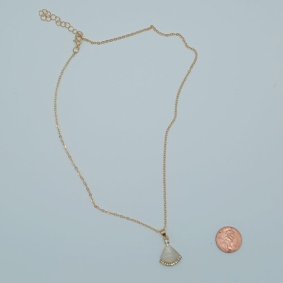 New 'Mother of Pearl' Pendant Rose Gold Necklace - Picture 1 of 1